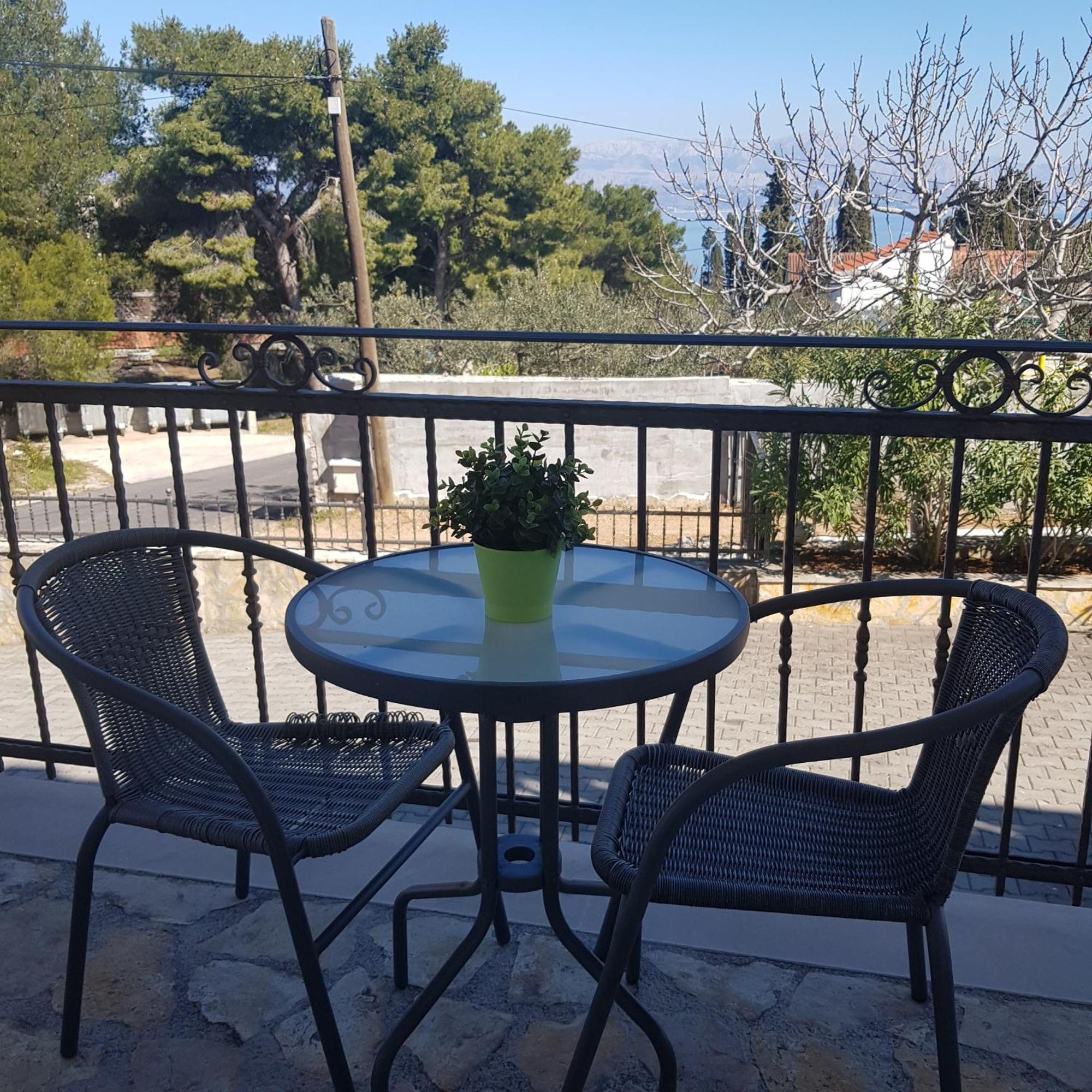 Apartmani Afrodita Sutivan Exterior photo